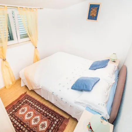 House Mare Kaštel Novi