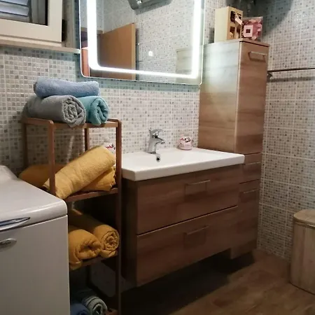 House Mare * Kaštel Novi