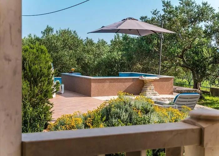 Сasa de vacaciones House Mare