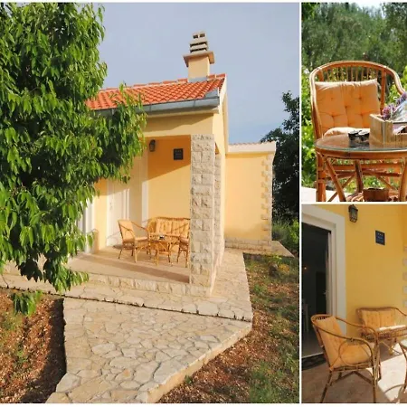Holiday home Mare - Open Pool And Pool For Children